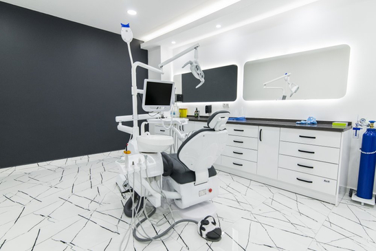 Slider image (10) Cerrahi Group Dental Clinic